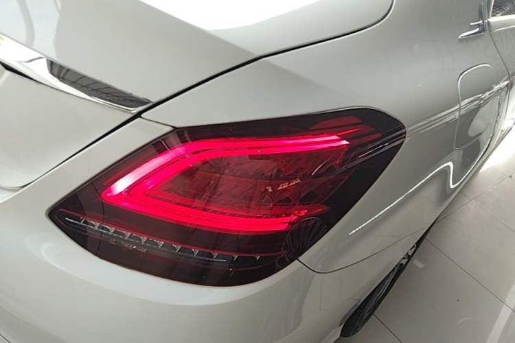 Used Mercedes-Benz C-Class 2019 Restyled C 260 L Sport Edition Right Rear Taillight