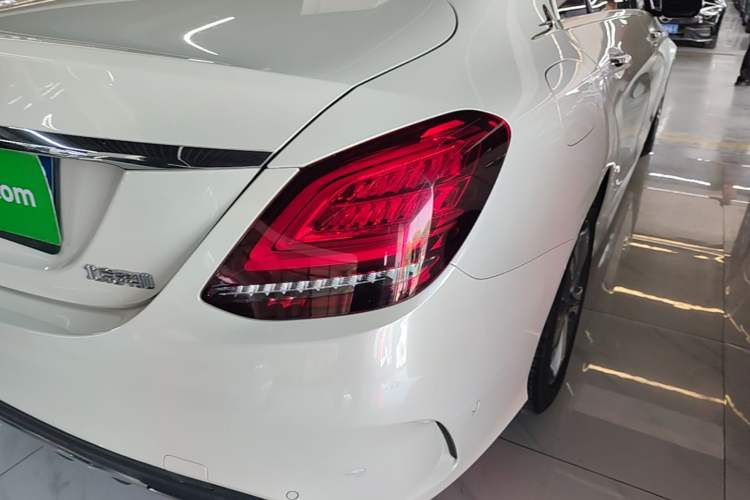 Used Mercedes-Benz C-Class 2019 Restyled C 260 L Sport Edition Right Rear Taillight