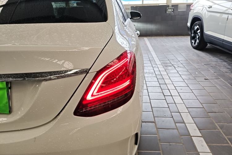 Used Mercedes-Benz C-Class 2019 C 180 L Fashion Edition Sport Version Right Rear Taillight