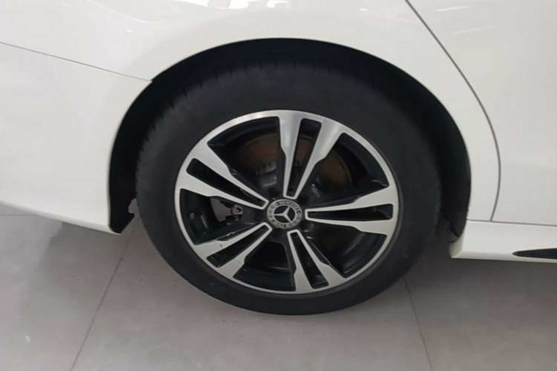 Used Mercedes-Benz C-Class 2019 C 260 Sport Edition Right Rear Wheel Hub