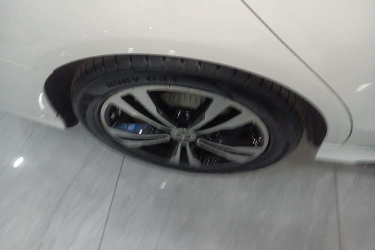 Used Mercedes-Benz C-Class 2019 C 260 Sport Edition Right Rear Wheel Hub