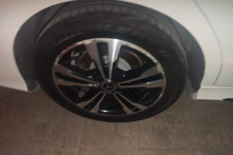 Used Mercedes-Benz C-Class 2019 C 260 Sport Edition Right Rear Wheel Hub