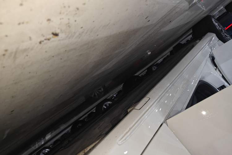 Used Mercedes-Benz C-Class 2019 C 260 Estate Right Side Sill