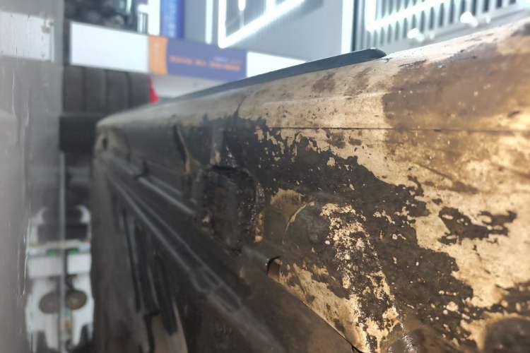 Used Mercedes-Benz C-Class 2019 C 260 Sport Edition Right Side Sill