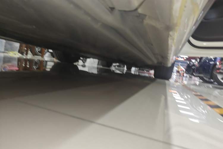 Used Mercedes-Benz C-Class 2019 C 260 Sport Edition Right Side Sill
