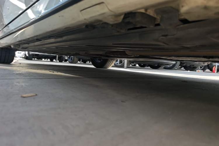 Used Mercedes-Benz C-Class 2019 C 260 Sport Edition Right Side Sill