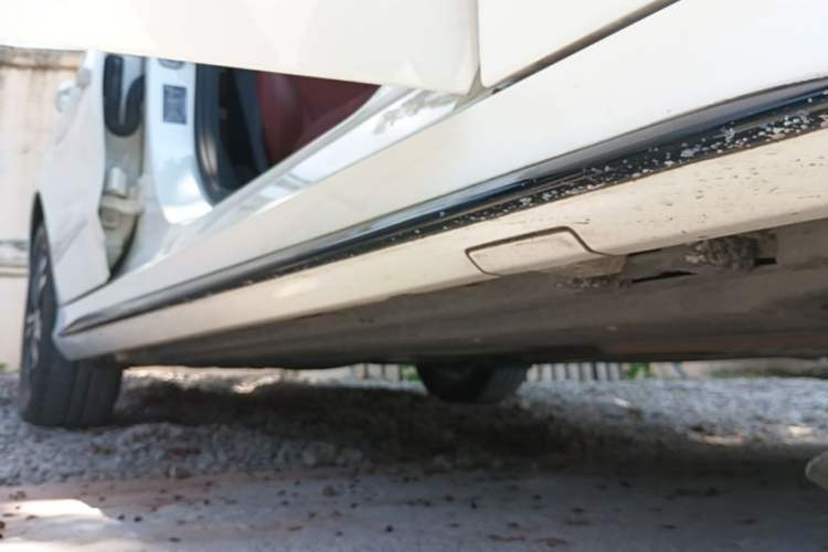 Used Mercedes-Benz C-Class 2019 C 260 Sport Edition Right Side Sill