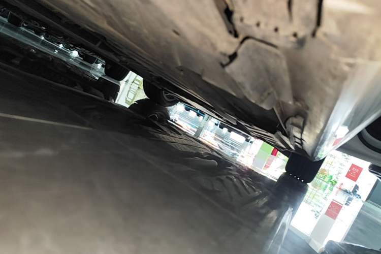 Used Mercedes-Benz C-Class 2019 Restyled C 260 L Sport Edition Right Side Sill