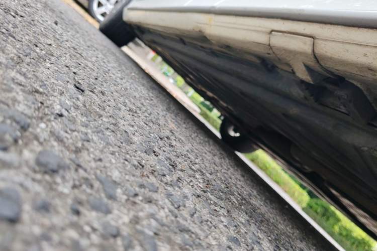 Used Mercedes-Benz C-Class 2019 Restyled C 260 L Sport Edition Right Side Sill
