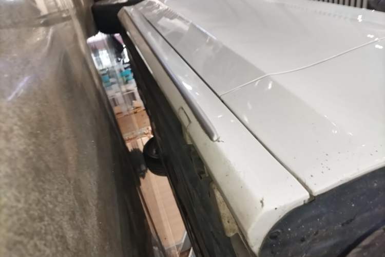 Used Mercedes-Benz C-Class 2019 C 260 L Sport Edition Right Side Sill
