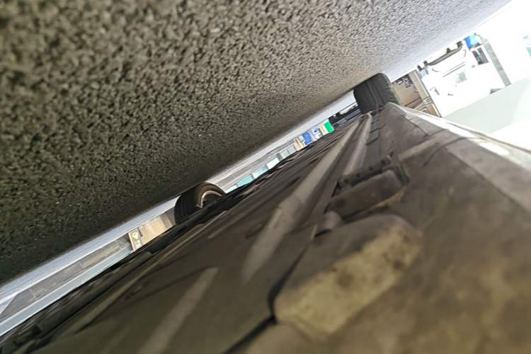 Used Mercedes-Benz C-Class 2019 C 180 L Fashion Edition Sport Version Right Side Sill