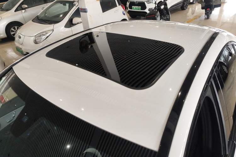 Used Mercedes-Benz C-Class 2019 C 260 Sport Edition Roof