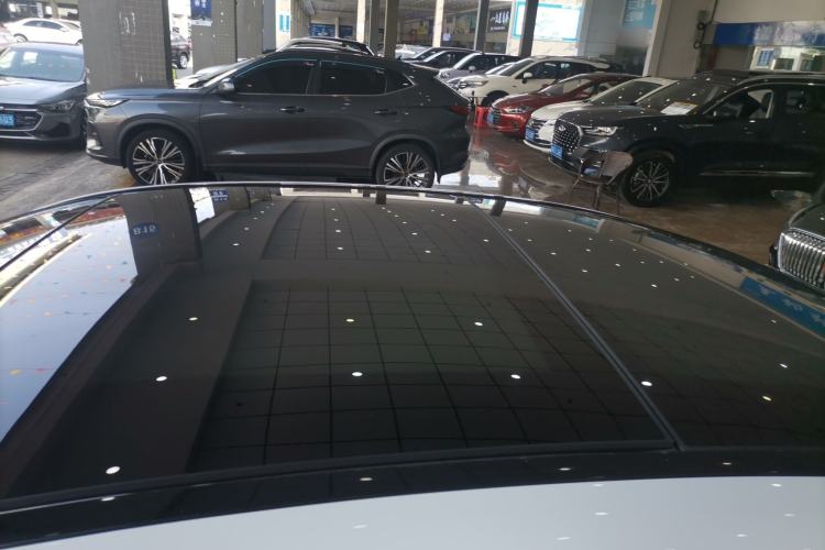 Used Mercedes-Benz C-Class 2019 C 260 L Sport Edition Roof