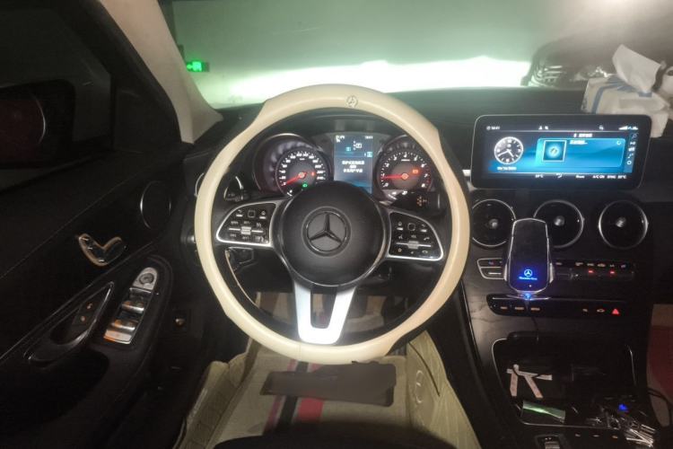 Used Mercedes-Benz C-Class 2019 C 180 L Fashion Edition Sport Version Steering Wheel