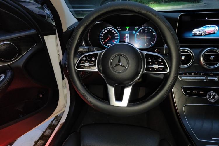 Used Mercedes-Benz C-Class 2019 C 260 Estate Steering Wheel