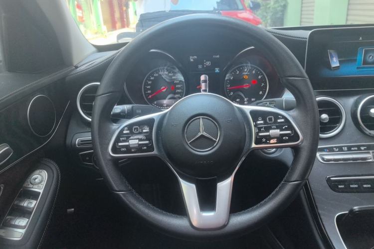 Used Mercedes-Benz C-Class 2019 C 180 L Fashion Edition Sport Version Steering Wheel