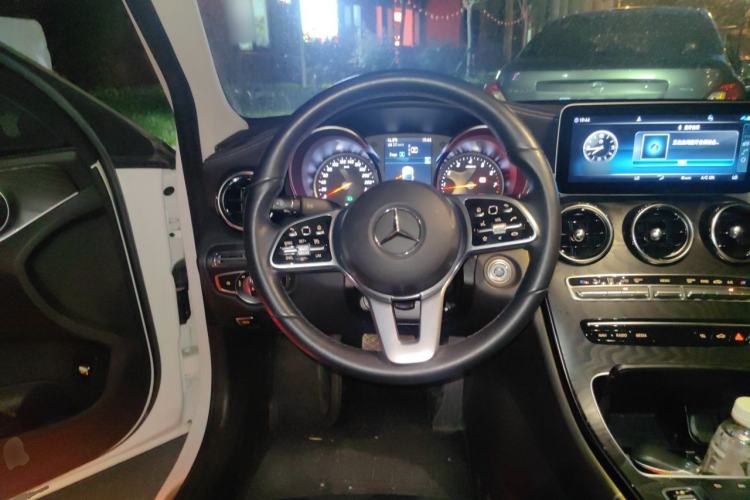Used Mercedes-Benz C-Class 2019 C 180 L Fashion Edition Sport Version Steering Wheel