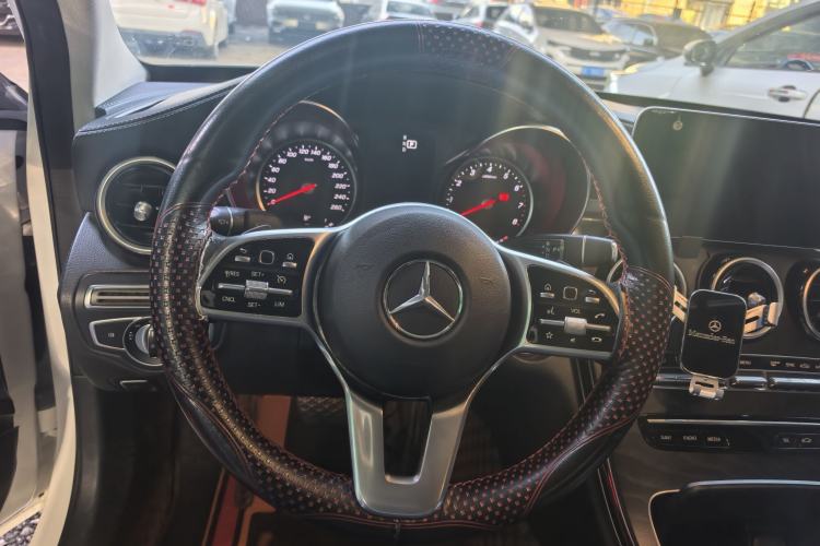 Used Mercedes-Benz C-Class 2019 C 180 L Fashion Edition Sport Version Steering Wheel