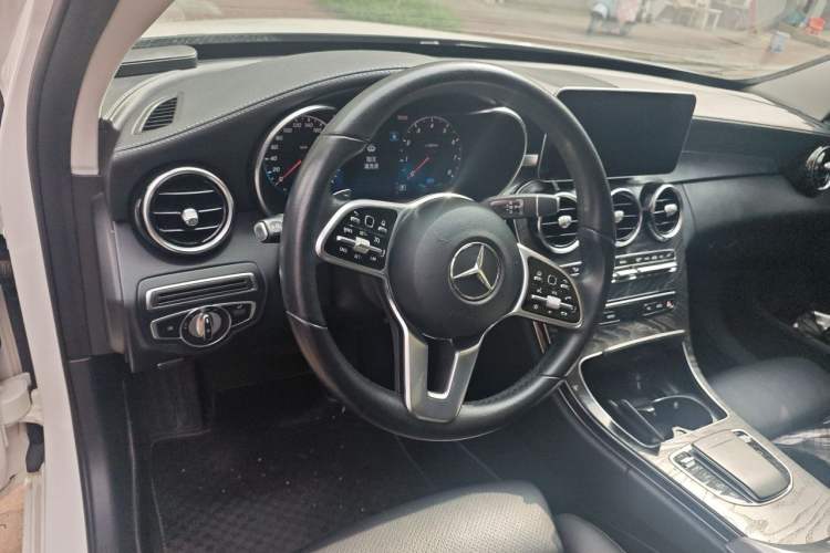 Used Mercedes-Benz C-Class 2019 Restyled C 260 L Sport Edition Steering Wheel