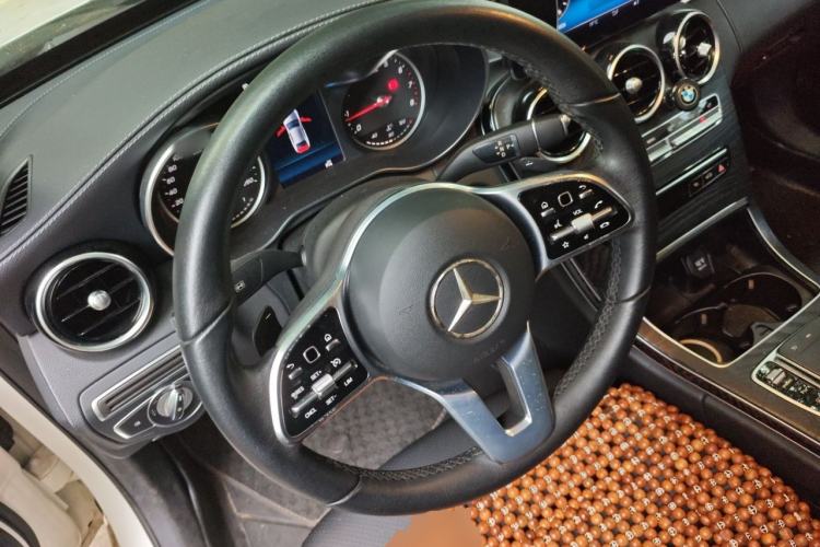 Used Mercedes-Benz C-Class 2019 C 180 L Fashion Edition Sport Version Steering Wheel