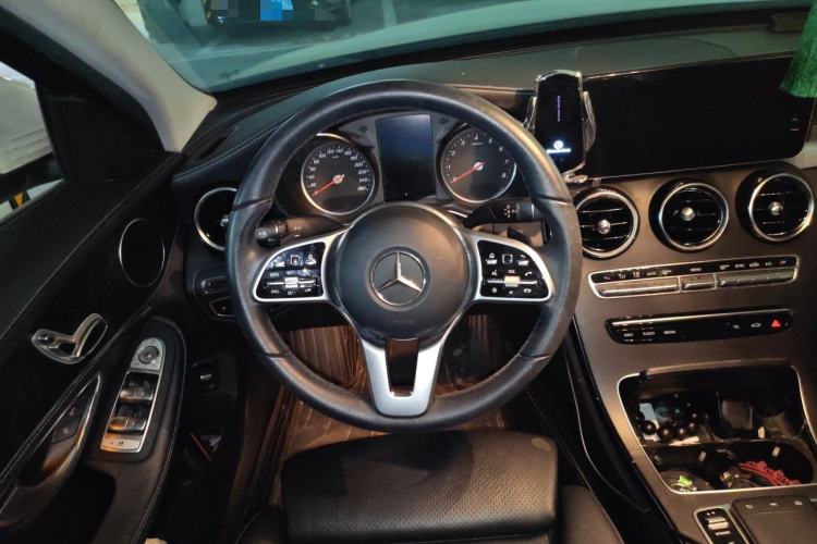 Used Mercedes-Benz C-Class 2019 C 180 L Fashion Edition Sport Version Steering Wheel