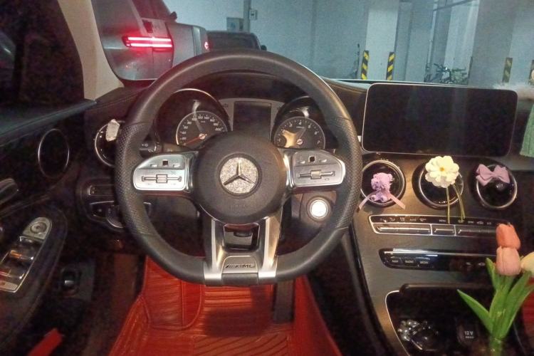 Used Mercedes-Benz C-Class 2019 C 180 L Fashion Edition Sport Version Steering Wheel