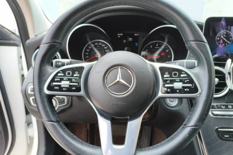 Used Mercedes-Benz C-Class 2019 C 180 L Fashion Edition Sport Version Steering Wheel