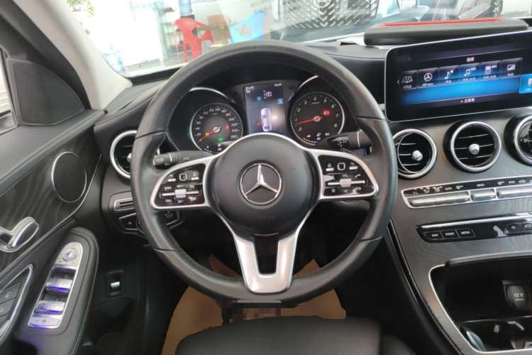 Used Mercedes-Benz C-Class 2019 C 180 L Fashion Edition Sport Version Steering Wheel