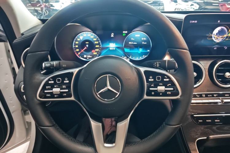 Used Mercedes-Benz C-Class 2019 C 180 L Fashion Edition Sport Version Steering Wheel