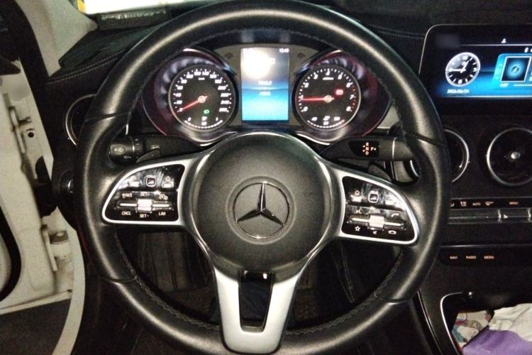 Used Mercedes-Benz C-Class 2019 C 180 L Fashion Edition Sport Version Steering Wheel