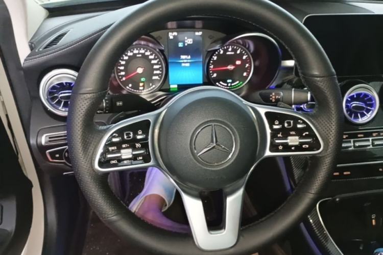 Used Mercedes-Benz C-Class 2019 C 260 L Sport Edition Steering Wheel