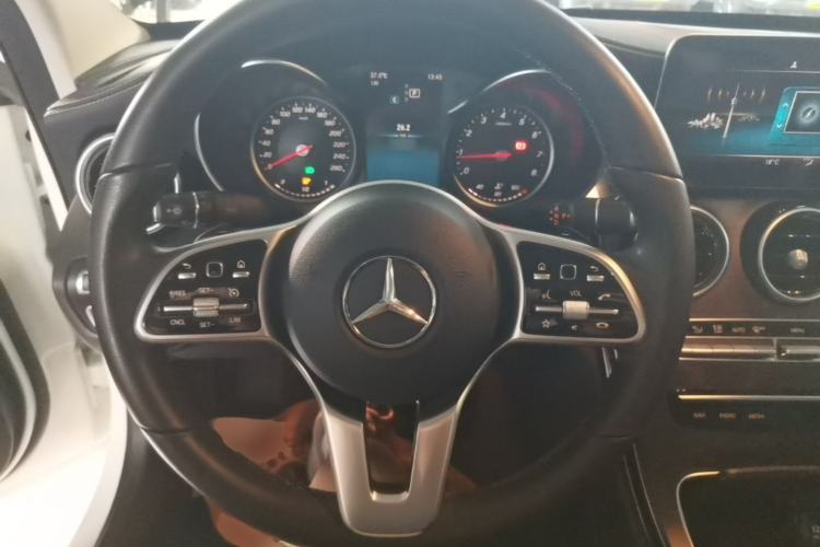 Used Mercedes-Benz C-Class 2019 C 180 L Fashion Edition Sport Version Steering Wheel