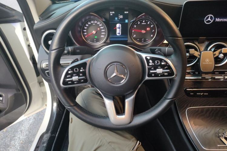 Used Mercedes-Benz C-Class 2019 C 180 L Fashion Edition Sport Version Steering Wheel