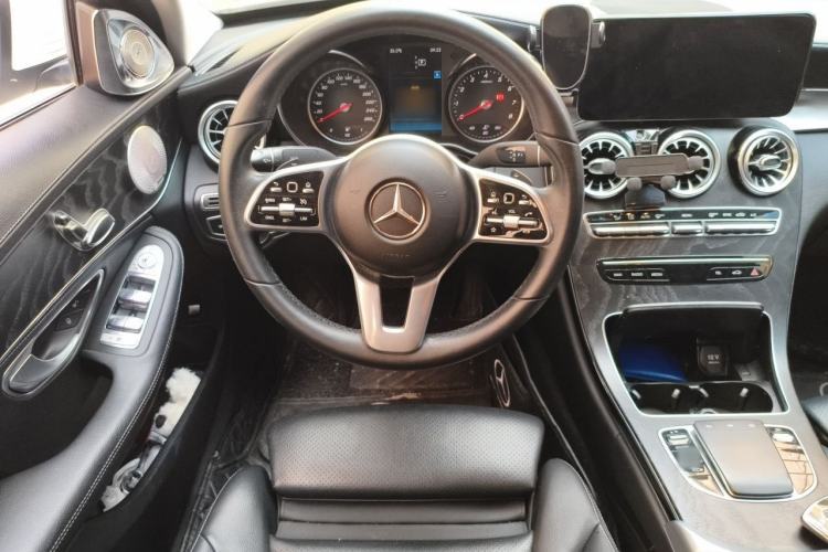 Used Mercedes-Benz C-Class 2019 C 180 L Fashion Edition Sport Version Steering Wheel