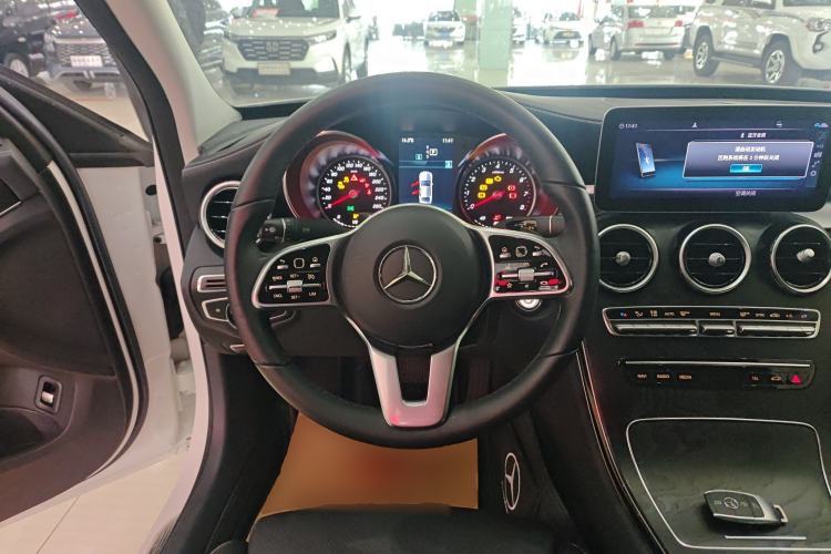 Used Mercedes-Benz C-Class 2019 C 180 L Fashion Edition Sport Version Steering Wheel