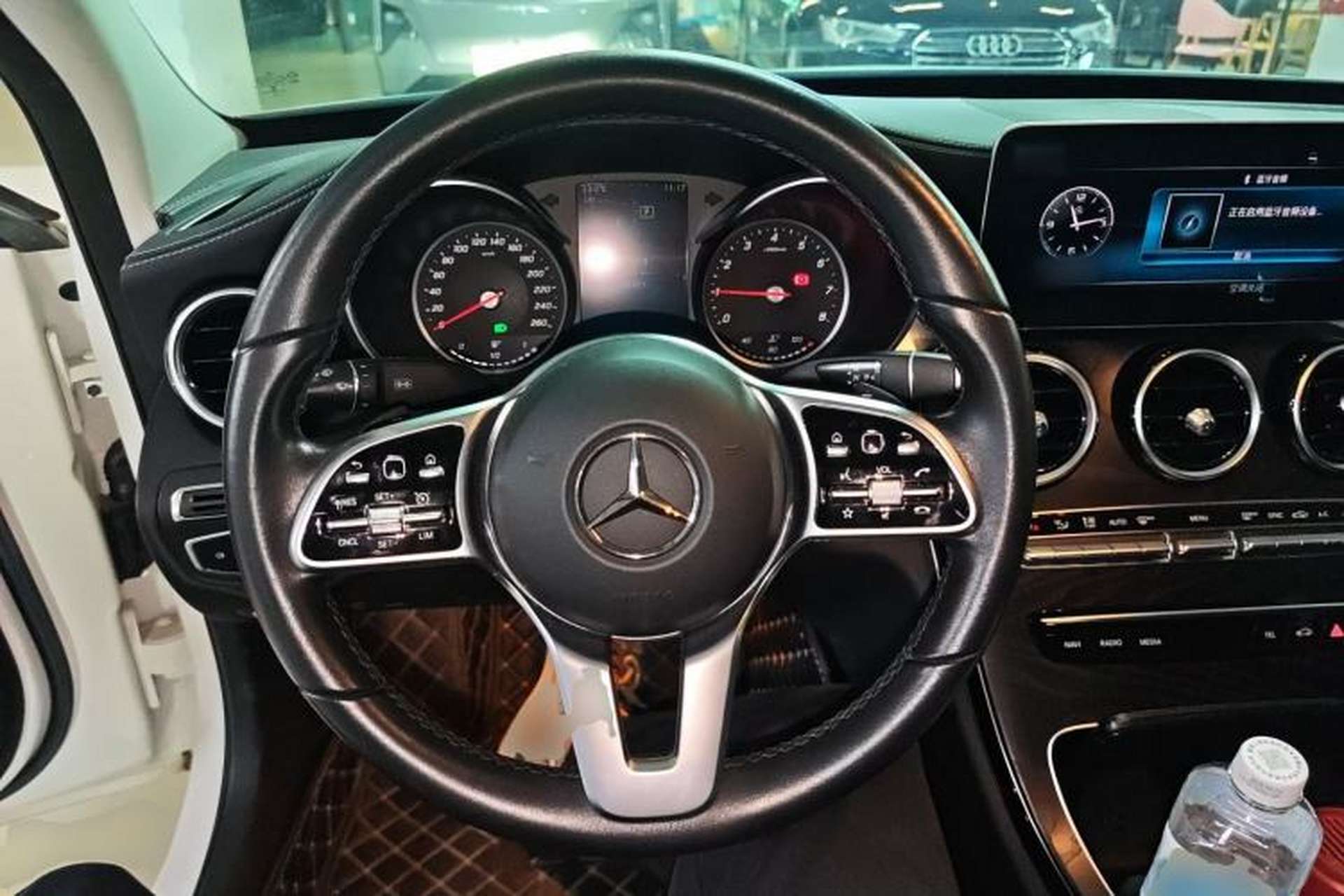 Used Mercedes-Benz C-Class 2019 C 180 L Fashion Edition Sport Version Steering Wheel