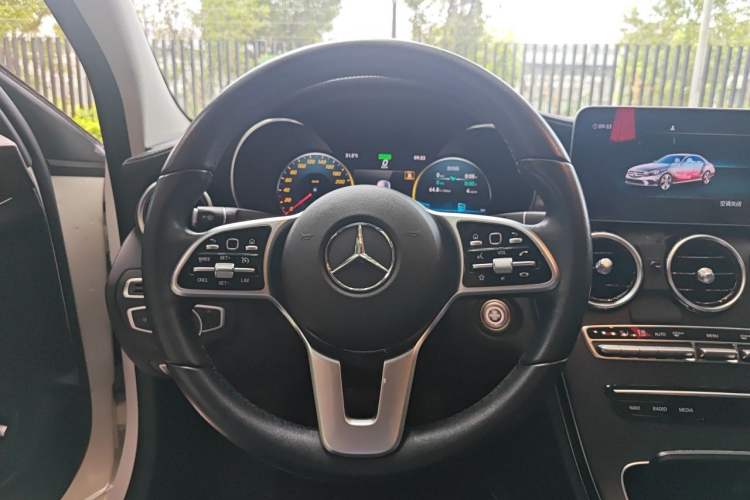 Used Mercedes-Benz C-Class 2019 Restyled C 260 L Sport Edition Steering Wheel