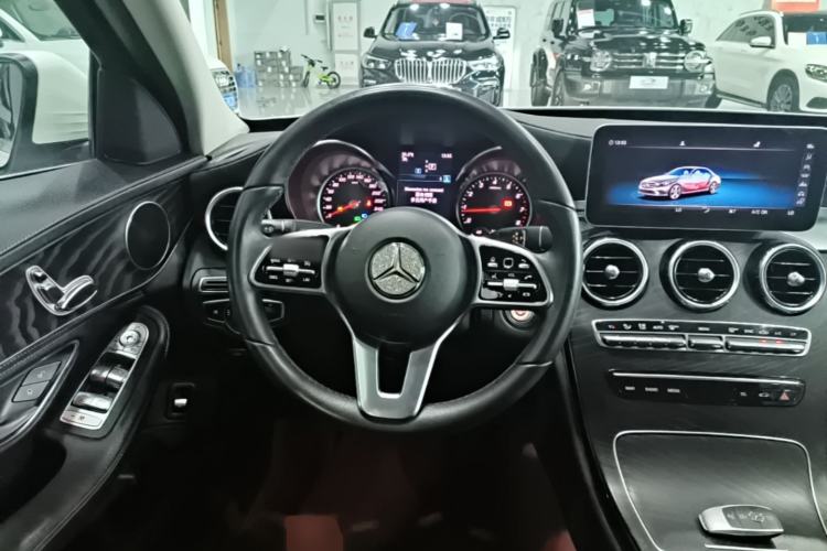 Used Mercedes-Benz C-Class 2019 C 180 L Fashion Edition Sport Version Steering Wheel