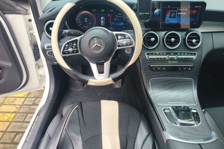 Used Mercedes-Benz C-Class 2019 Restyled C 260 L Sport Edition Steering Wheel