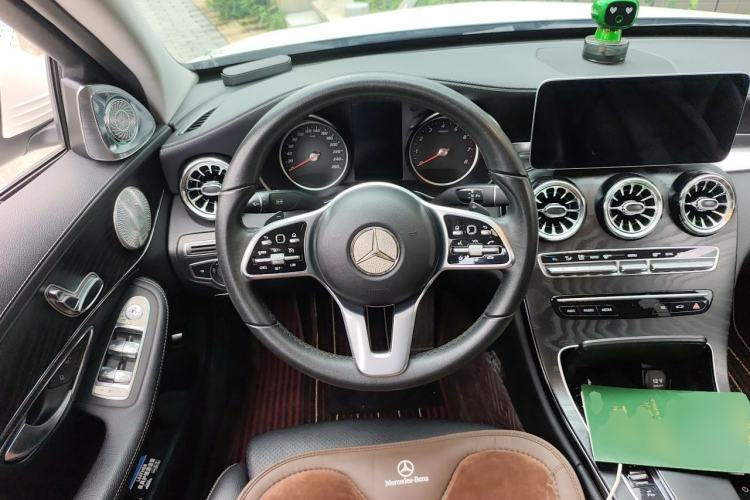 Used Mercedes-Benz C-Class 2019 C 180 L Fashion Edition Sport Version Steering Wheel