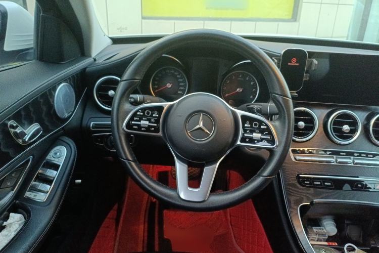 Used Mercedes-Benz C-Class 2019 C 180 L Fashion Edition Sport Version Steering Wheel