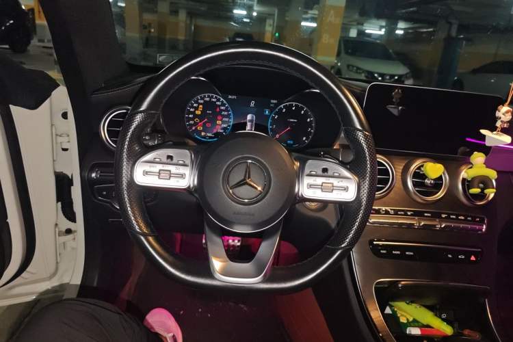 Used Mercedes-Benz C-Class 2019 C 260 Coupe Steering Wheel