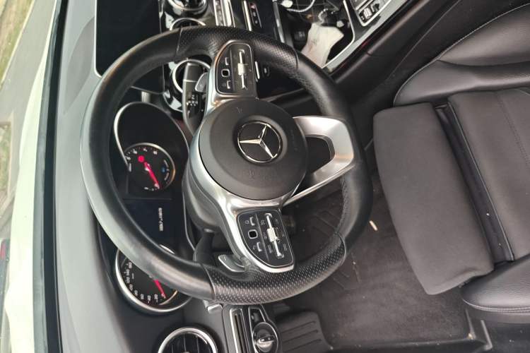 Used Mercedes-Benz C-Class 2019 C 260 Sport Edition Steering Wheel