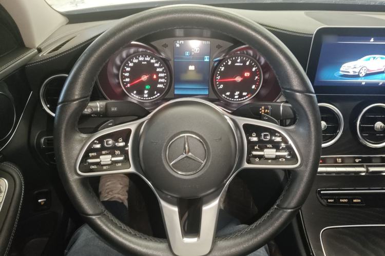 Used Mercedes-Benz C-Class 2019 C 180 L Fashion Edition Sport Version Steering Wheel