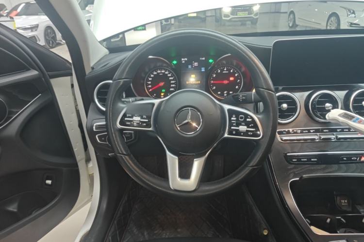 Used Mercedes-Benz C-Class 2019 C 180 L Fashion Edition Sport Version Steering Wheel