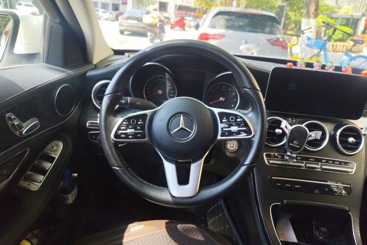 Used Mercedes-Benz C-Class 2019 C 180 L Fashion Edition Sport Version Steering Wheel