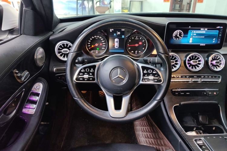 Used Mercedes-Benz C-Class 2019 C 180 L Fashion Edition Sport Version Steering Wheel