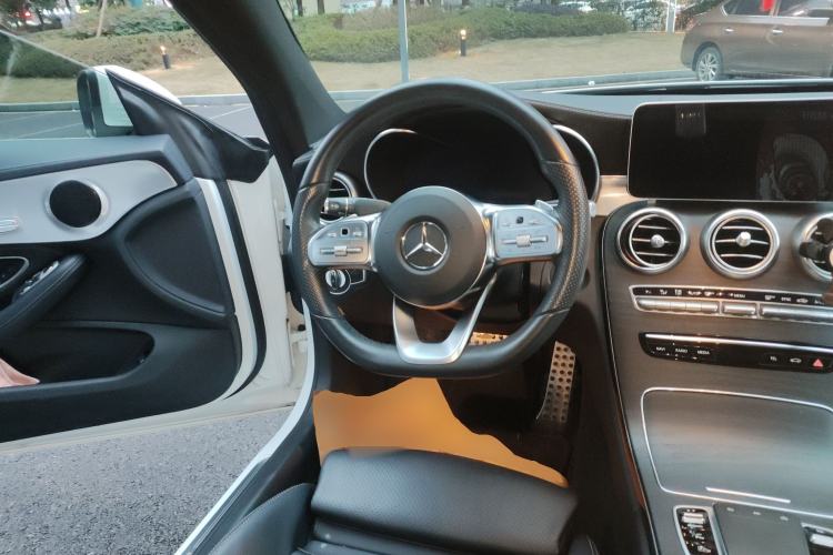 Used Mercedes-Benz C-Class 2019 C 260 4MATIC Coupe Steering Wheel