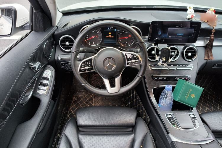 Used Mercedes-Benz C-Class 2019 C 180 L Fashion Edition Sport Version Steering Wheel