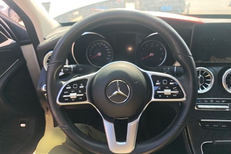 Used Mercedes-Benz C-Class 2019 C 180 L Fashion Edition Sport Version Steering Wheel